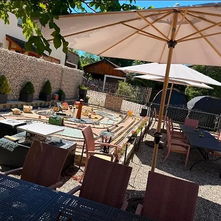 Taferngasthof Augenblick מלון Nussdorf (Chiemgau)